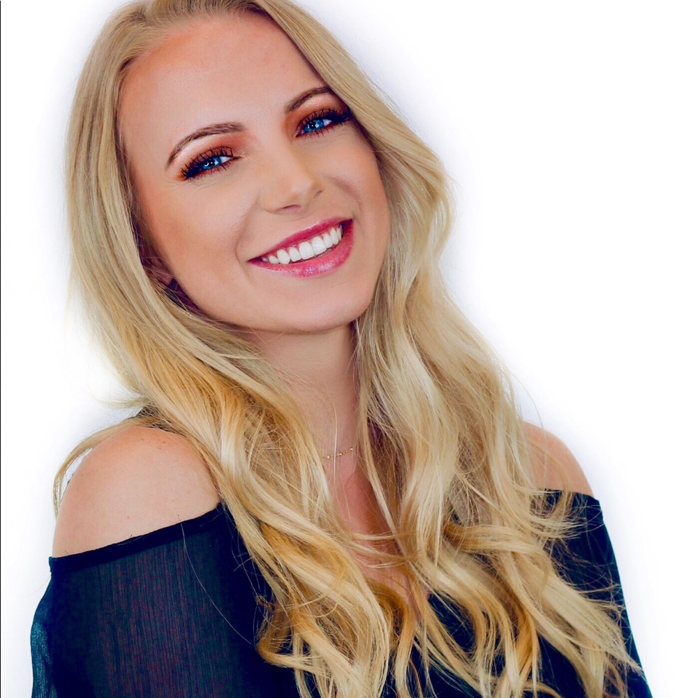 Meet your Posher, Jennifer